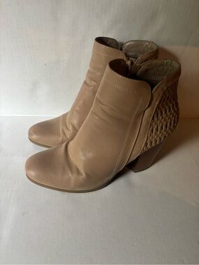 Jessica Cline Ankle Booties 7.5